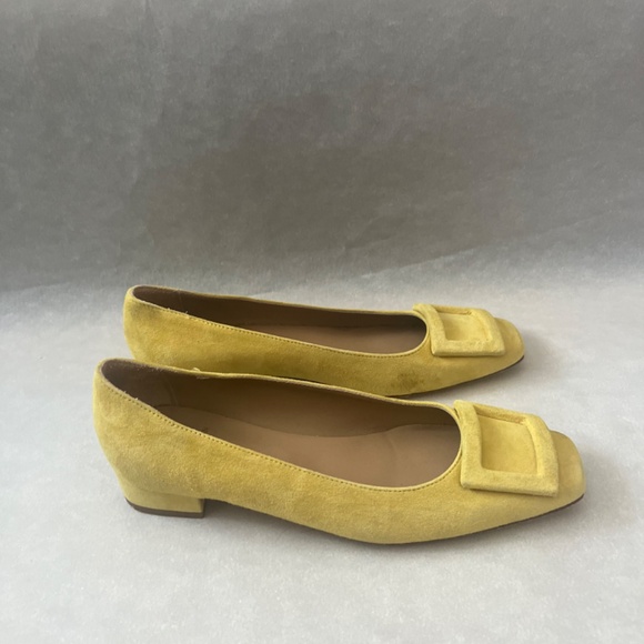 Ann Mashburn Chic Suede Buckle Cushioned Casual Shoe Flats in Citron Yellow 7.5 - Picture 8 of 13